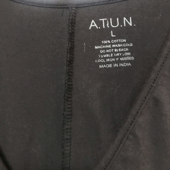 Top - Picture 2 of 3